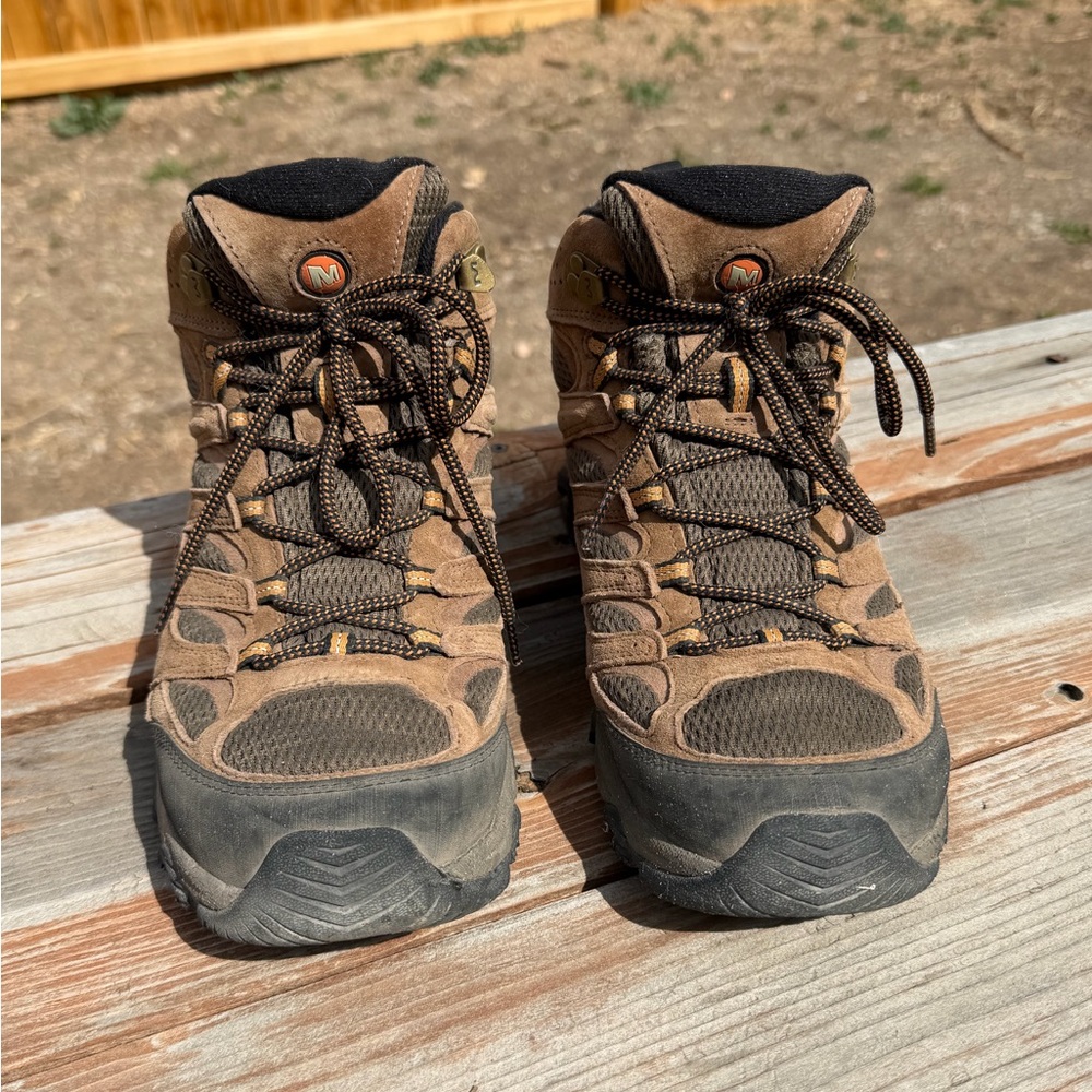 Men’s Merrell Moab 2 Mid Waterproof Hiking Boots